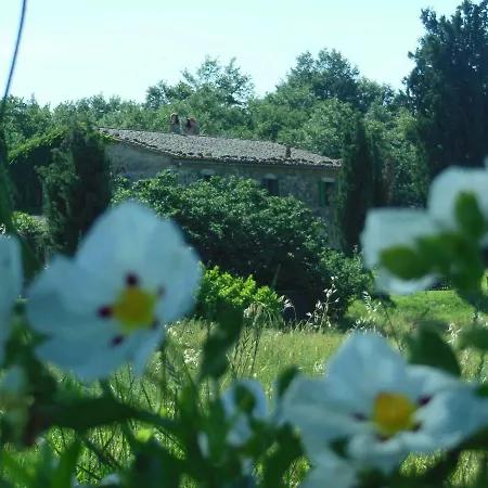 La Fontaiola Farm stay *